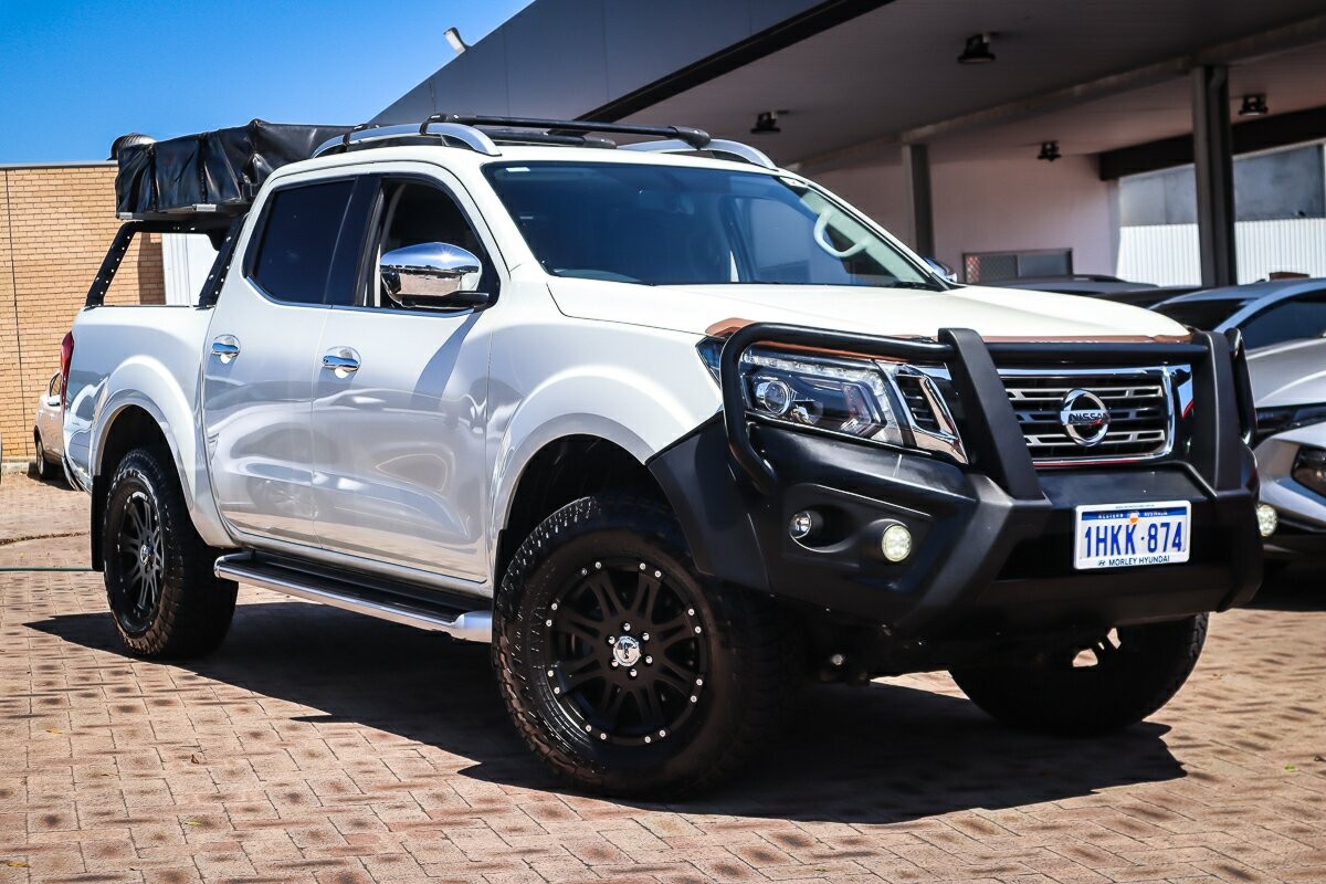 Nissan Navara image 1