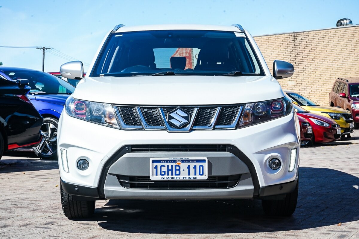 Suzuki Vitara image 3