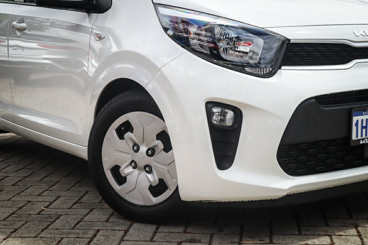 Kia Picanto image 2