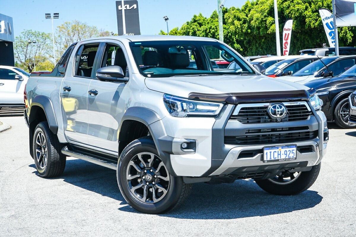 Toyota Hilux image 1