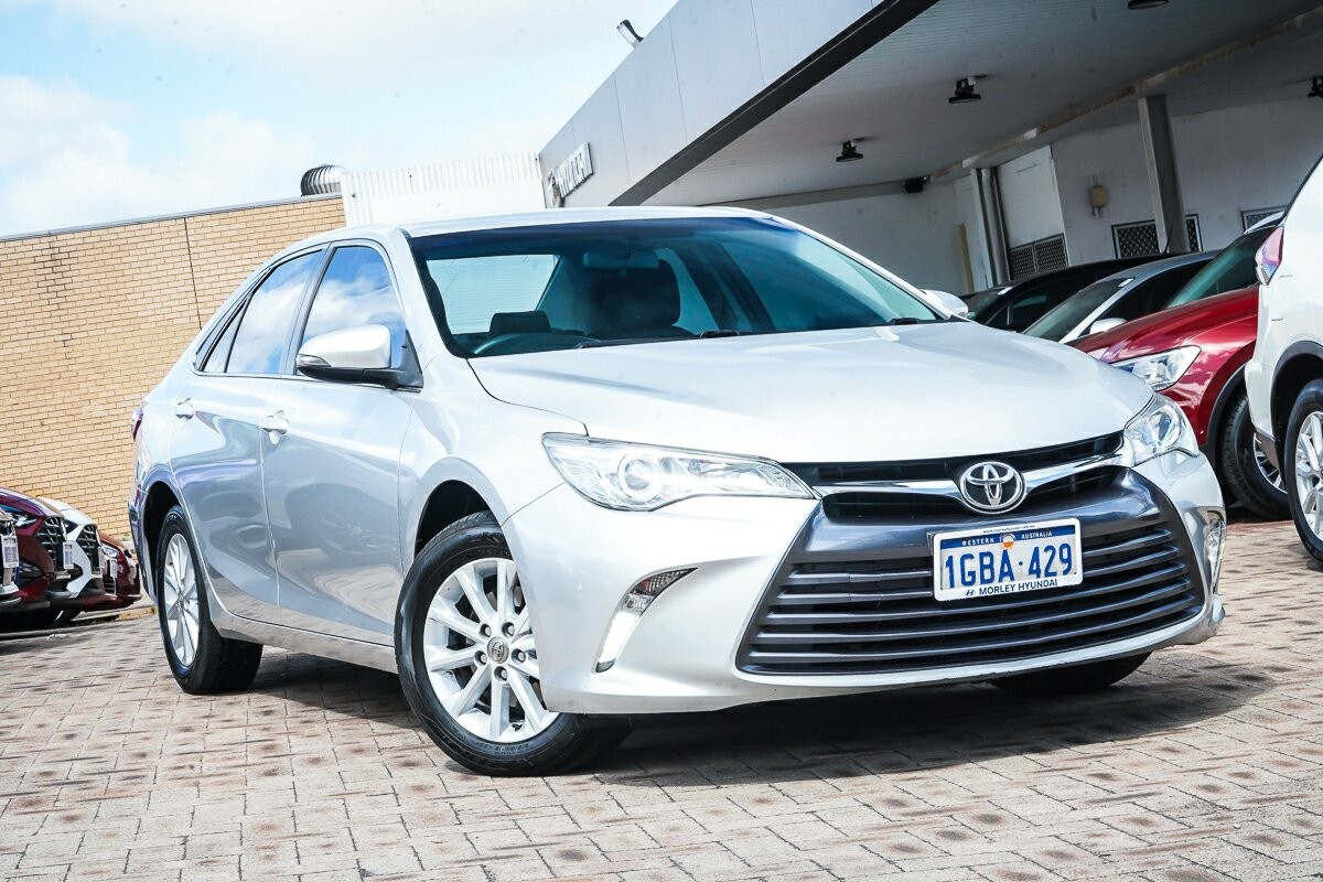 Toyota Camry image 1