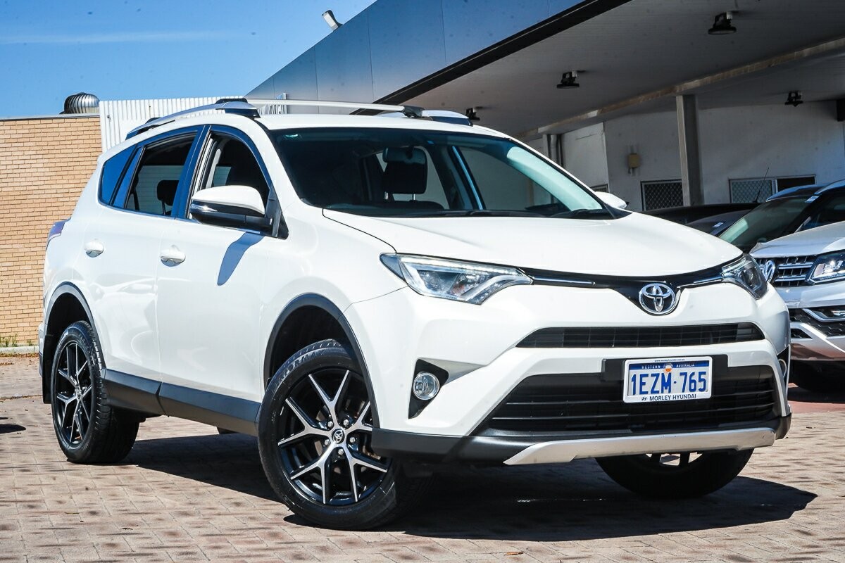 Toyota Rav4 image 1