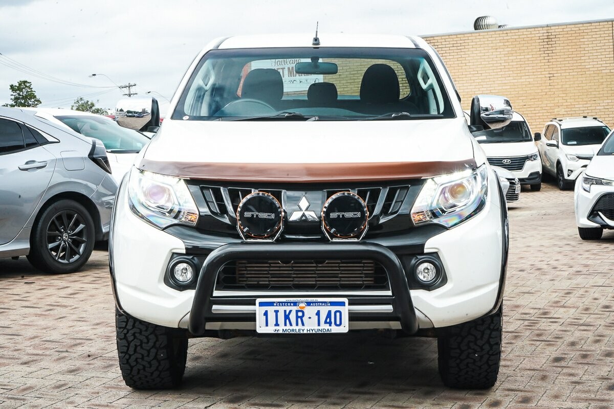 Mitsubishi Triton image 3