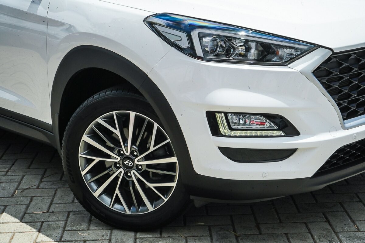 Hyundai Tucson image 2