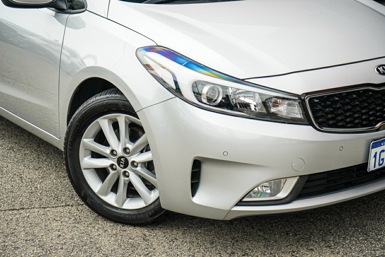 Kia Cerato image 2