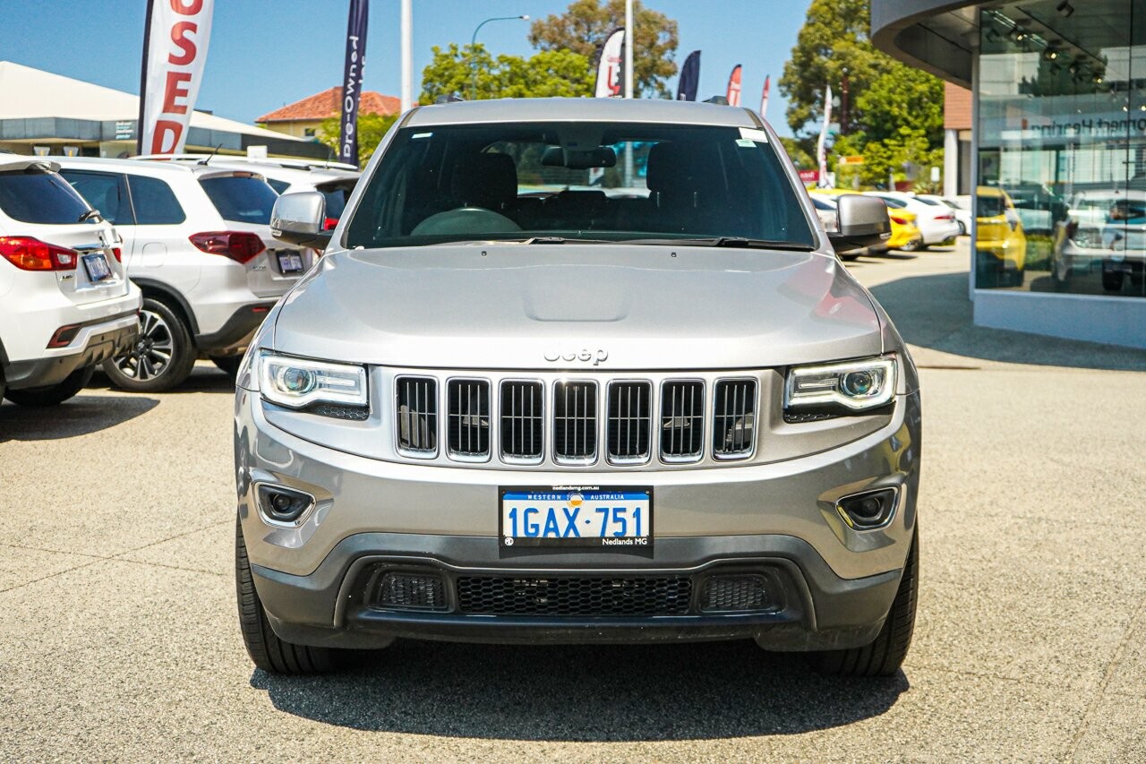 Jeep Grand Cherokee image 3