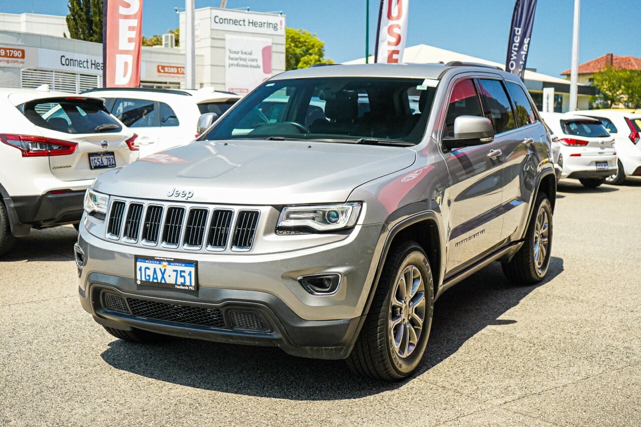 Jeep Grand Cherokee image 4