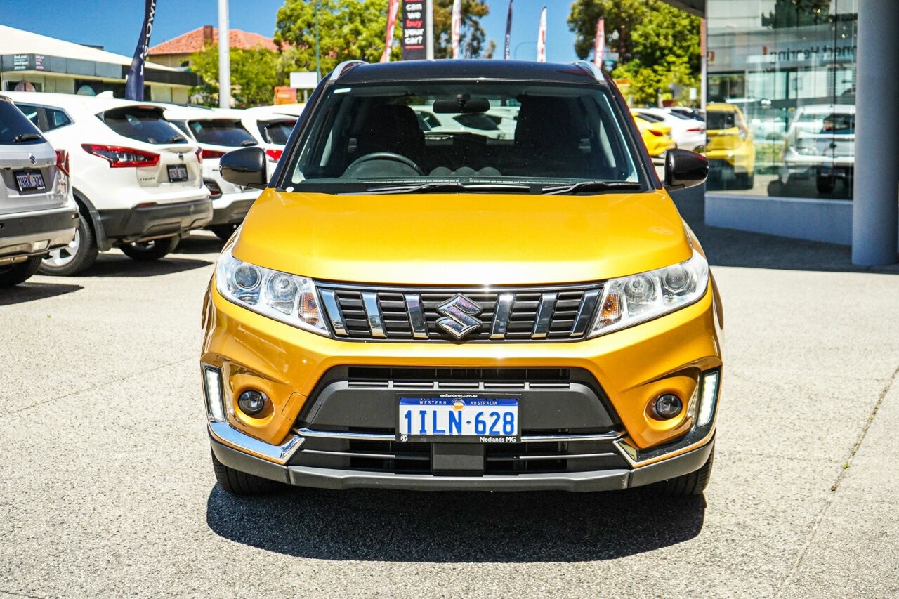 Suzuki Vitara image 3