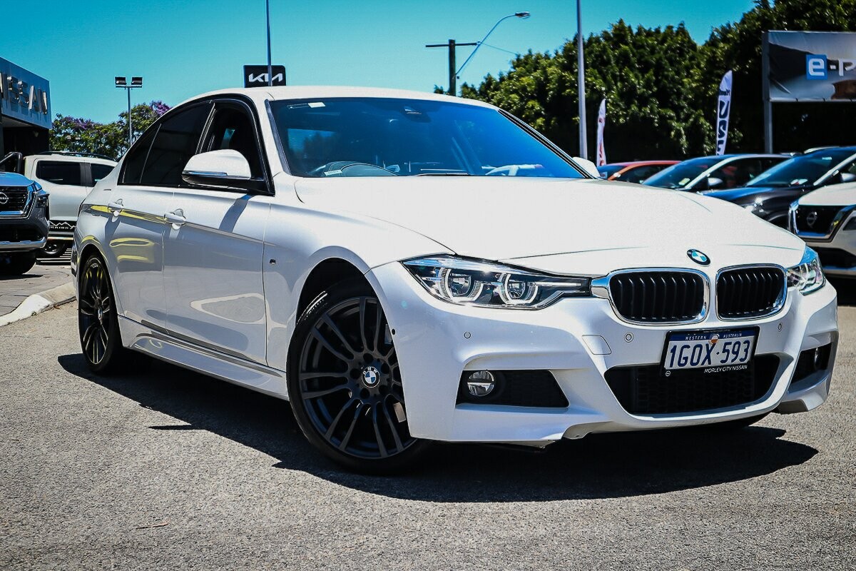 BMW 3 Series image 1