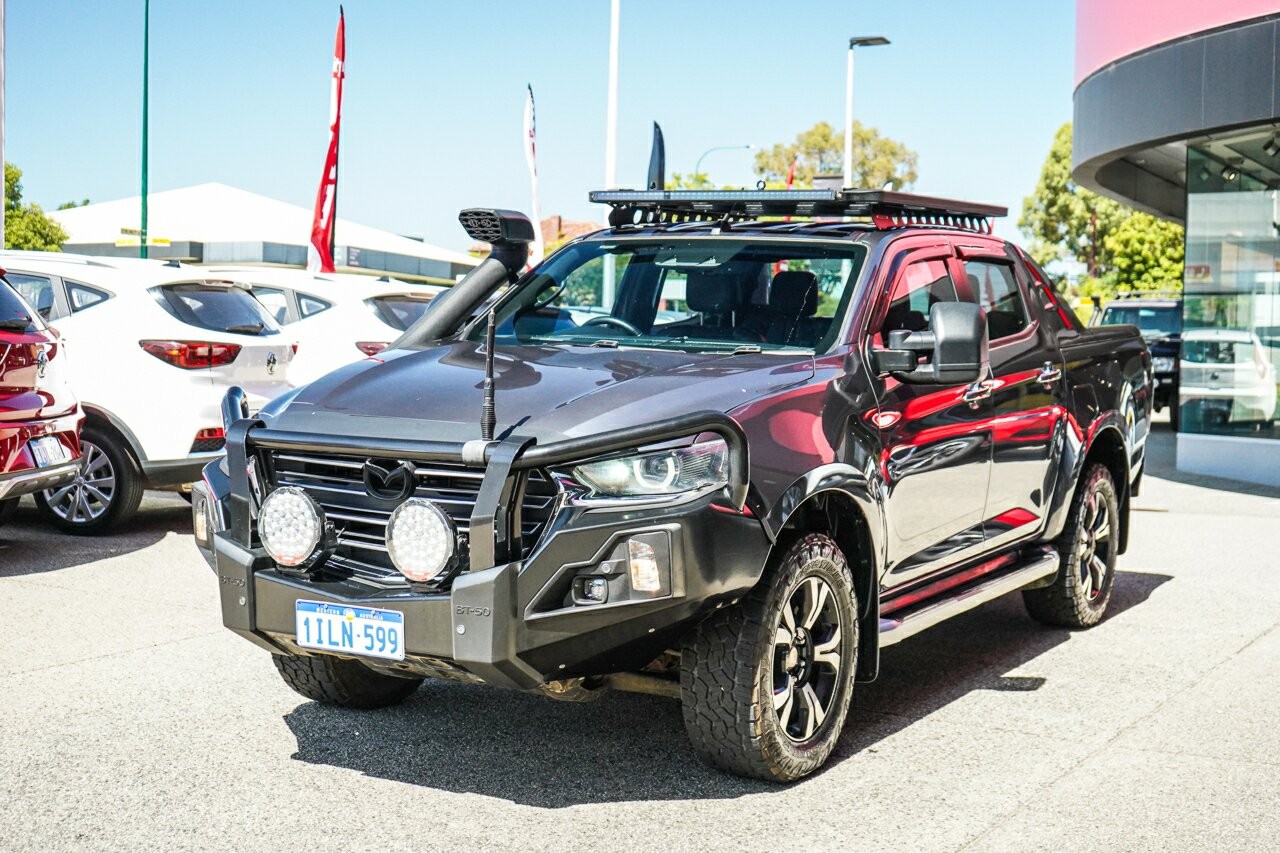 Mazda Bt-50 image 4