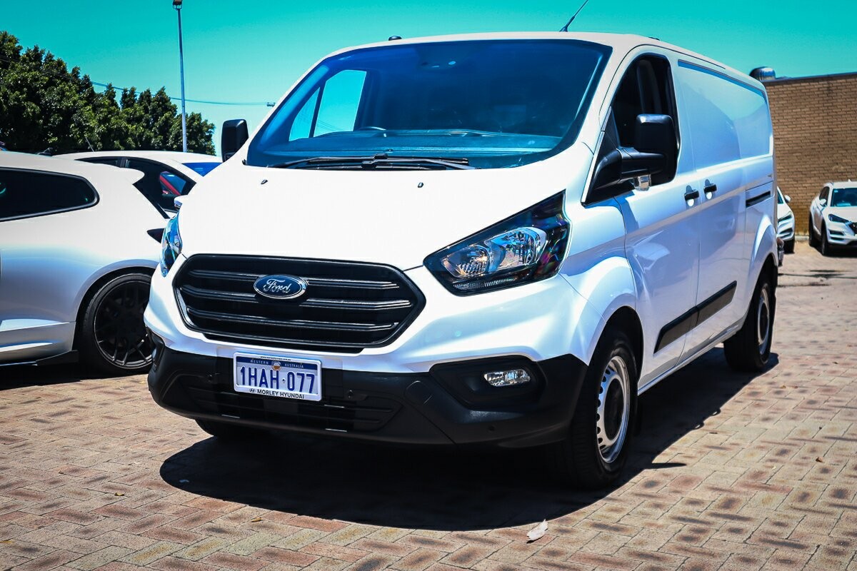 Ford Transit image 4