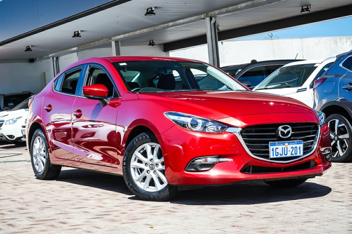 Mazda 3 image 1