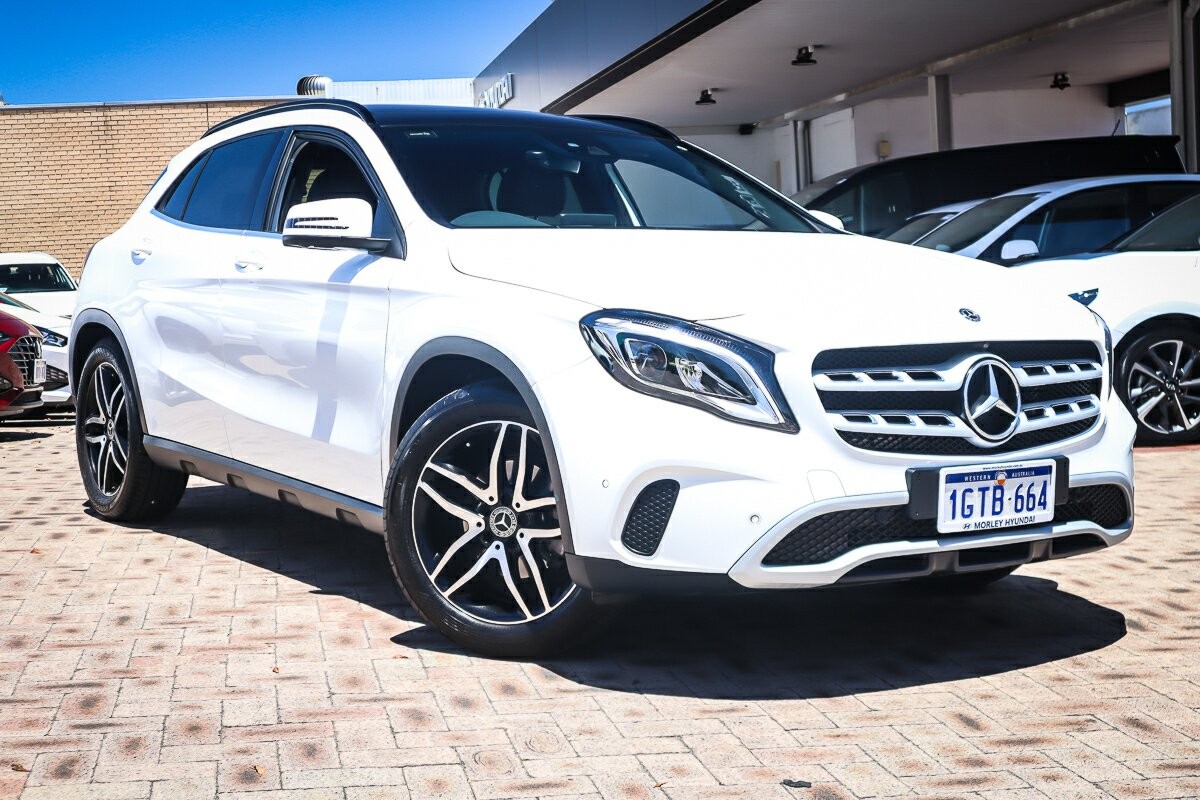 Mercedes Benz Gla-class image 1