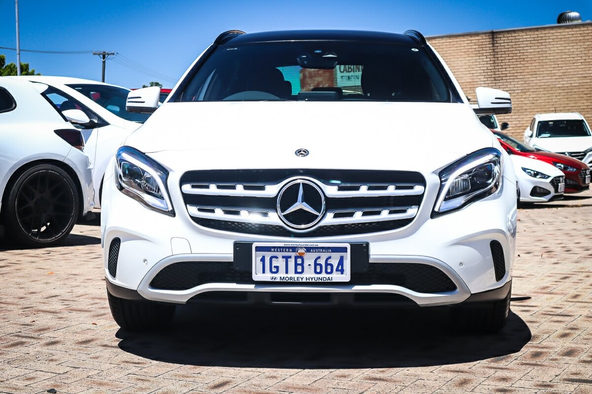 Mercedes Benz Gla-class image 3