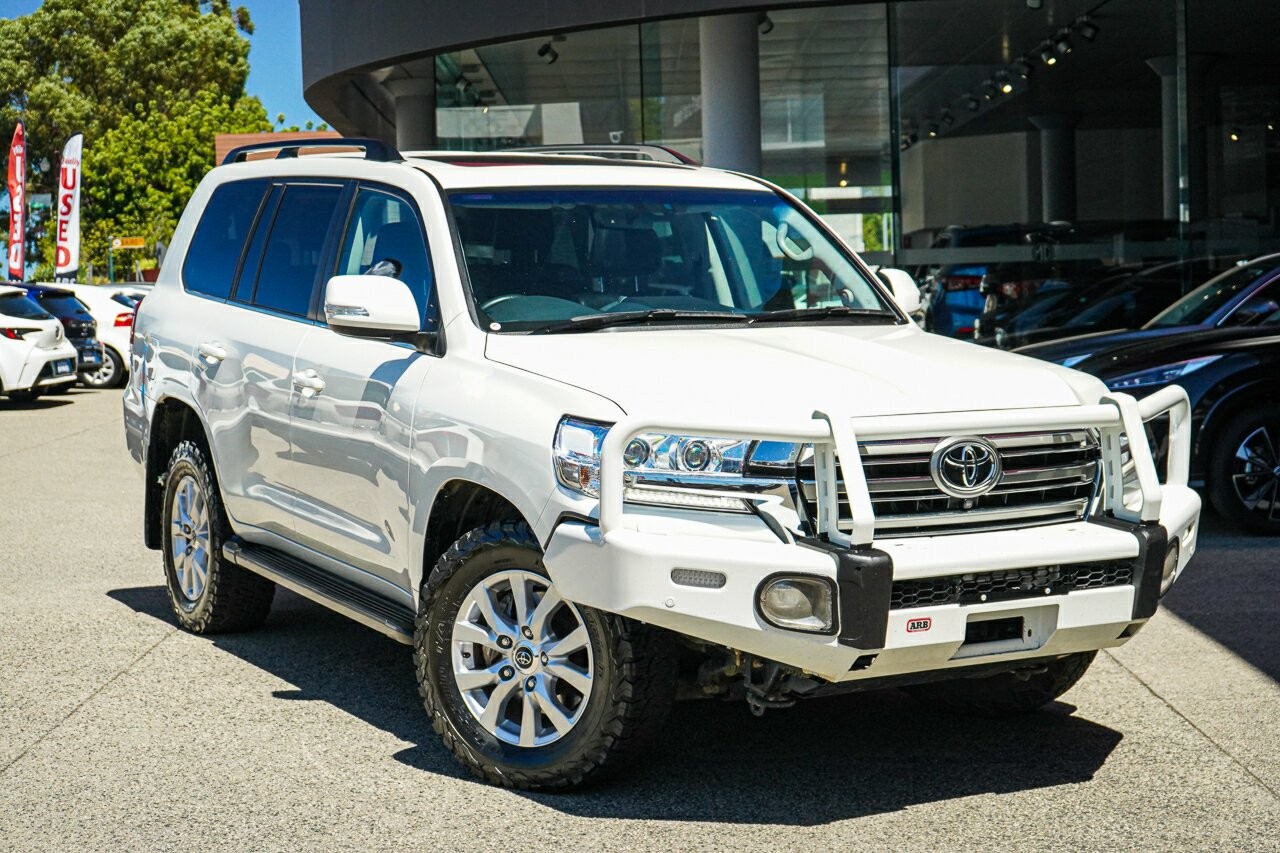 Toyota Landcruiser image 1