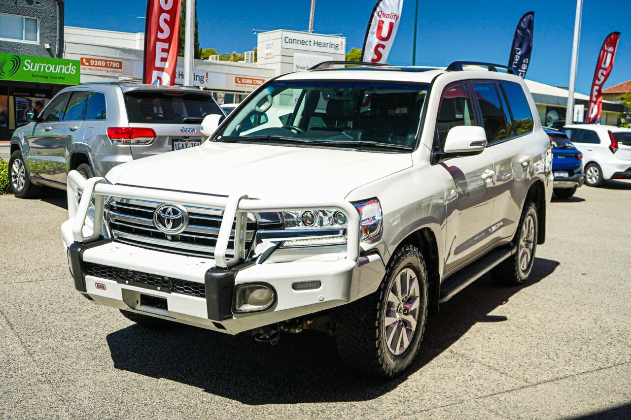 Toyota Landcruiser image 4