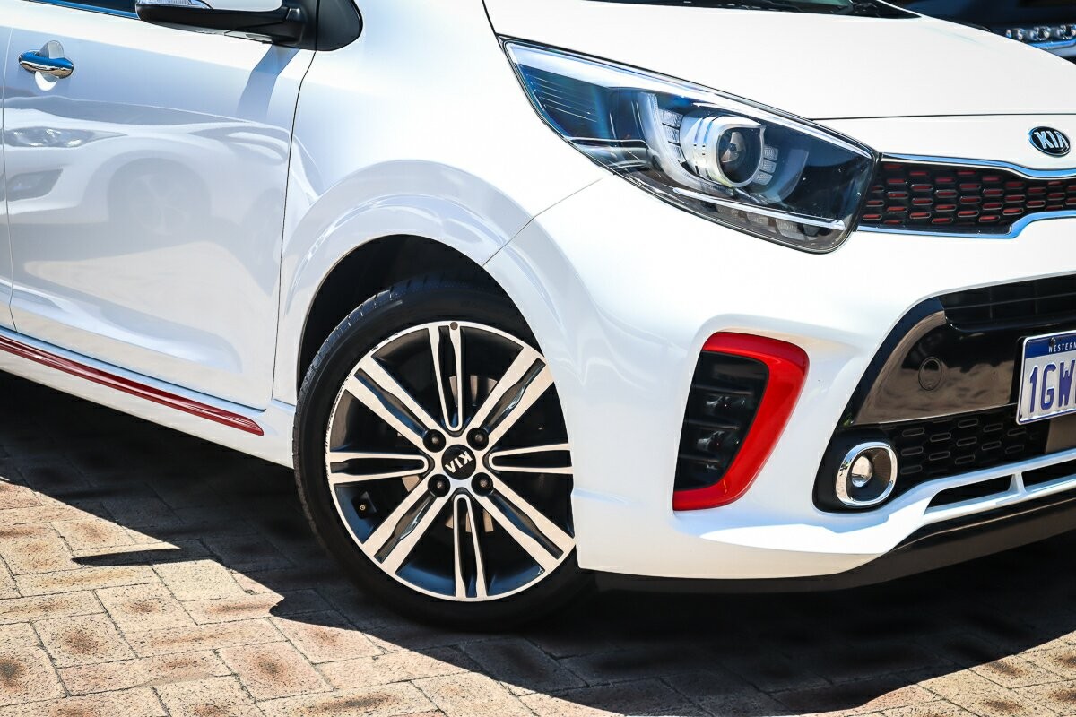 Kia Picanto image 2