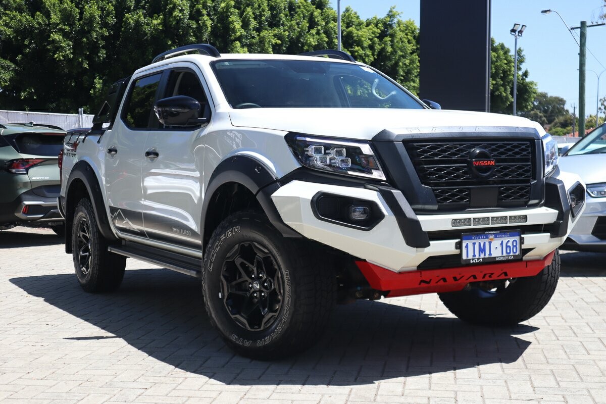 Nissan Navara image 1