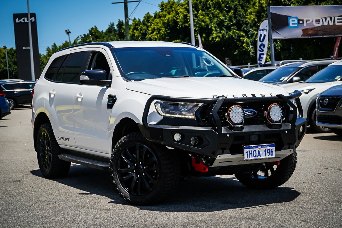 Ford Everest image 1