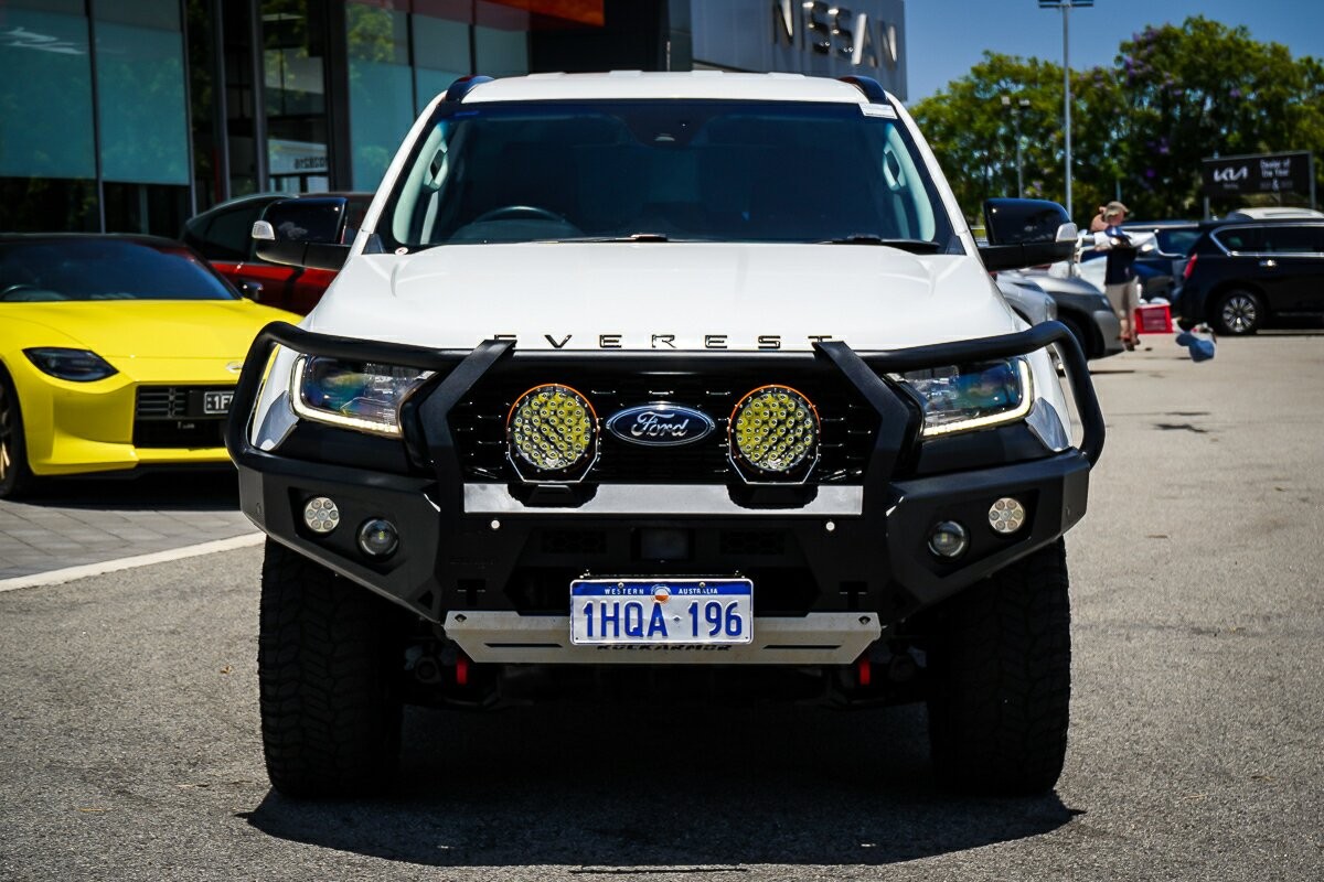 Ford Everest image 4