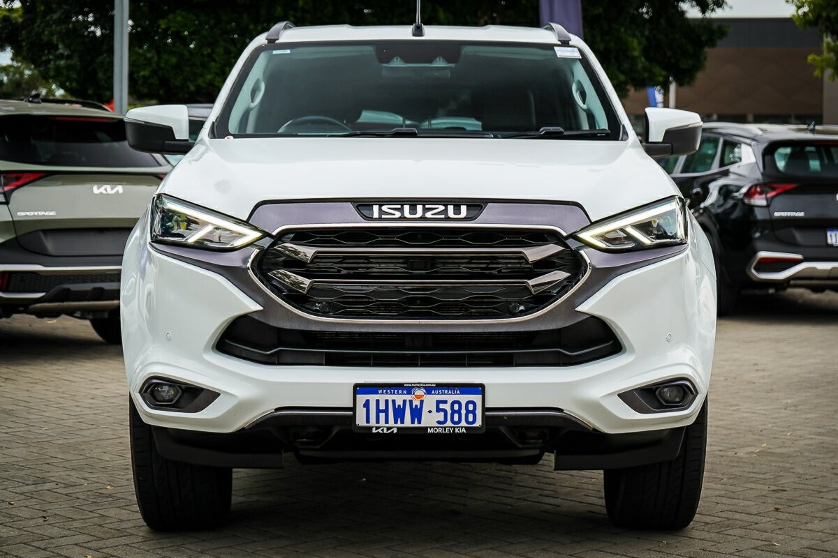 Isuzu Mu-x image 4