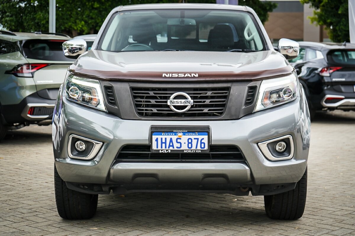 Nissan Navara image 4