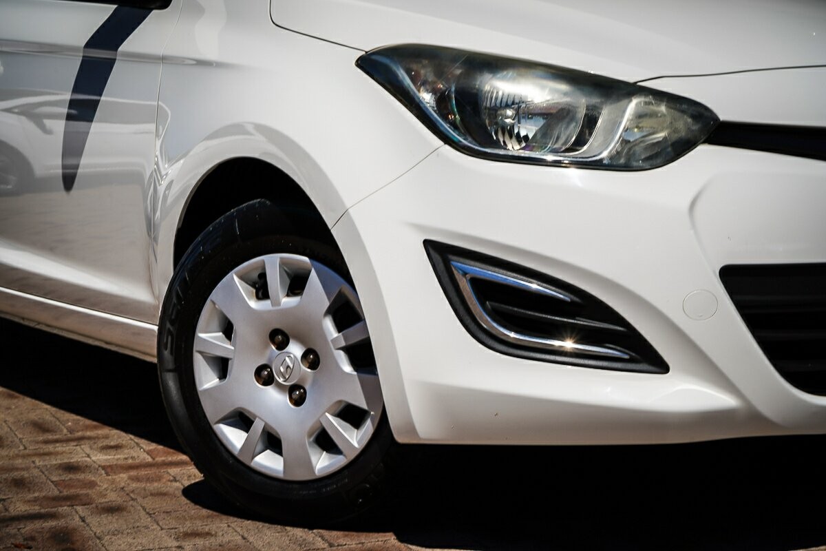 Hyundai I20 image 2