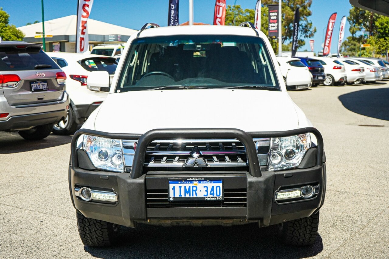 Mitsubishi Pajero image 3