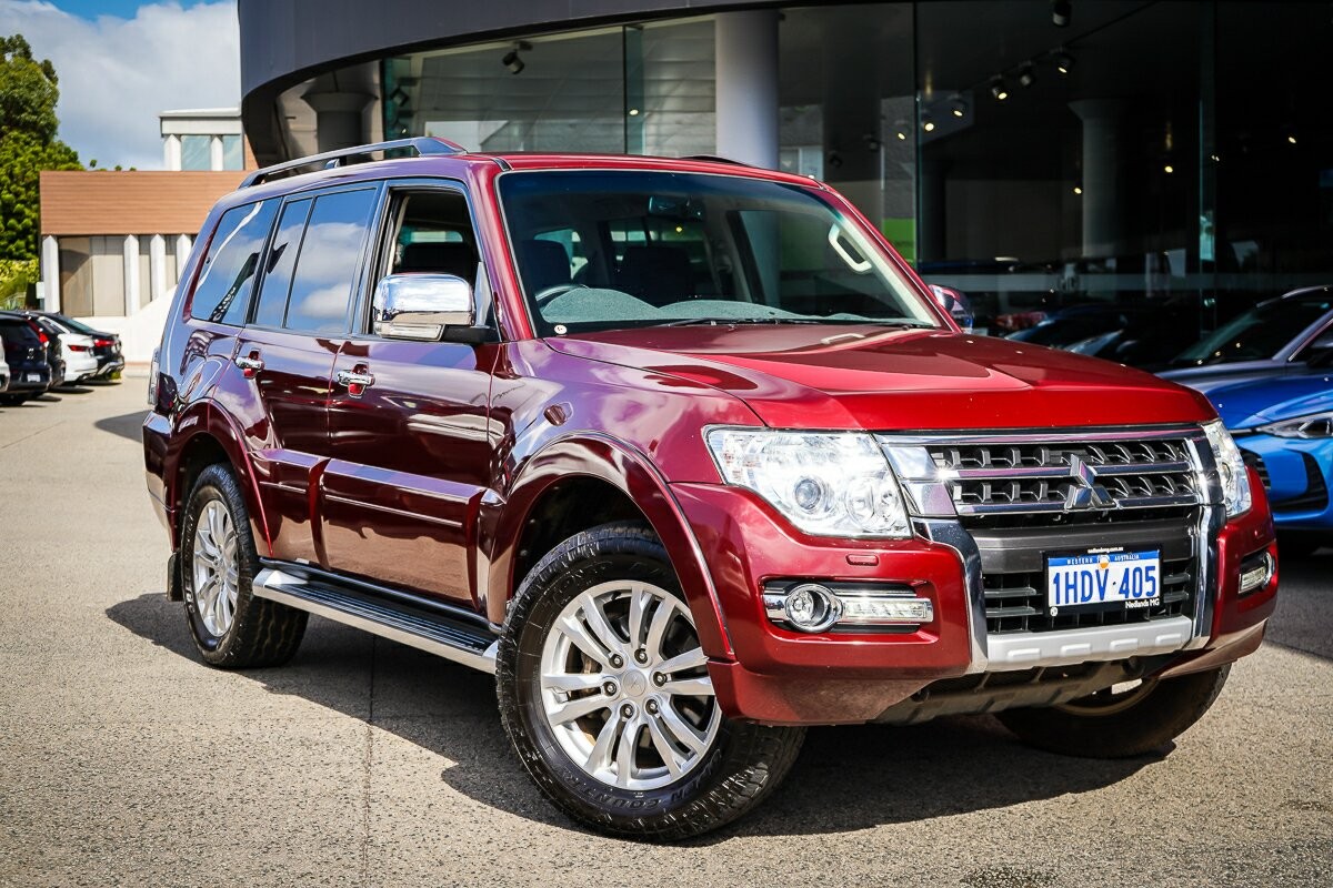 Mitsubishi Pajero image 1