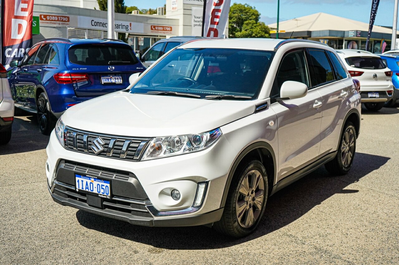 Suzuki Vitara image 4