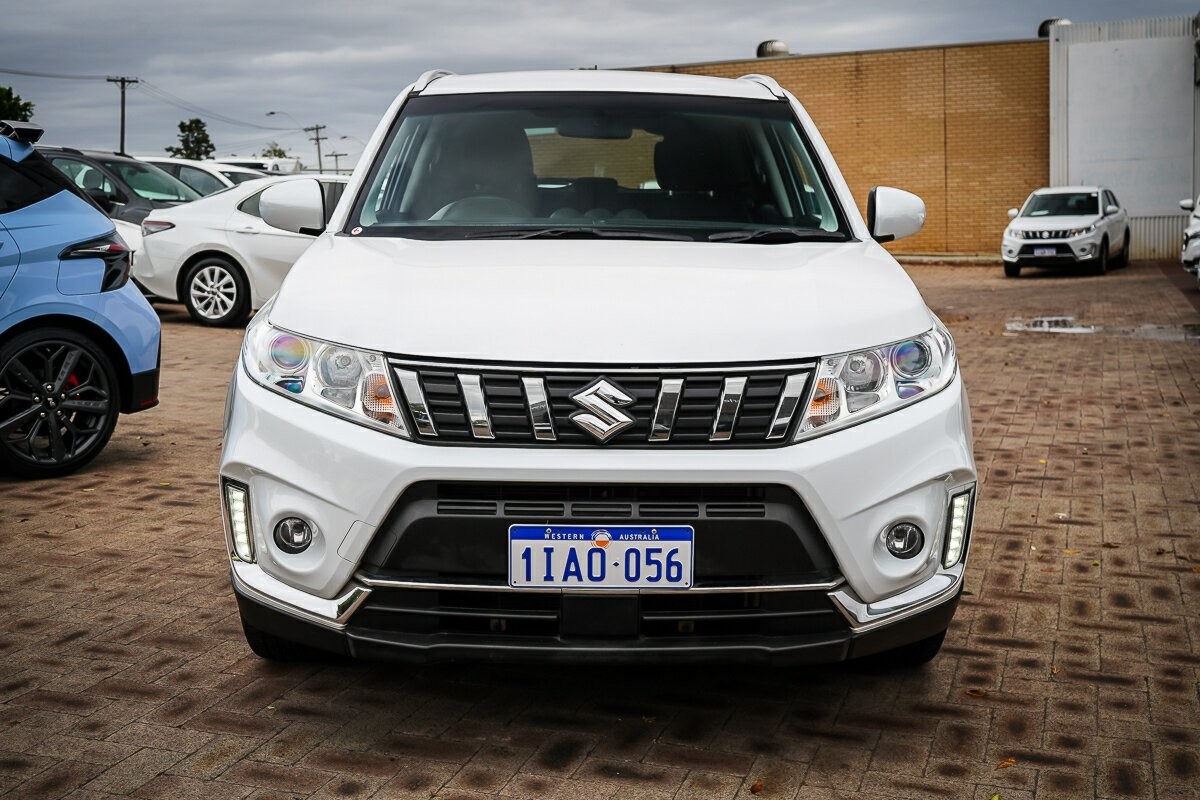 Suzuki Vitara image 4