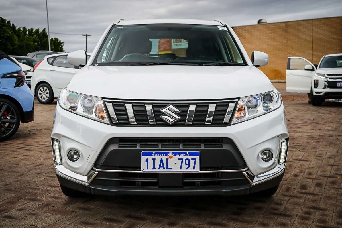 Suzuki Vitara image 4