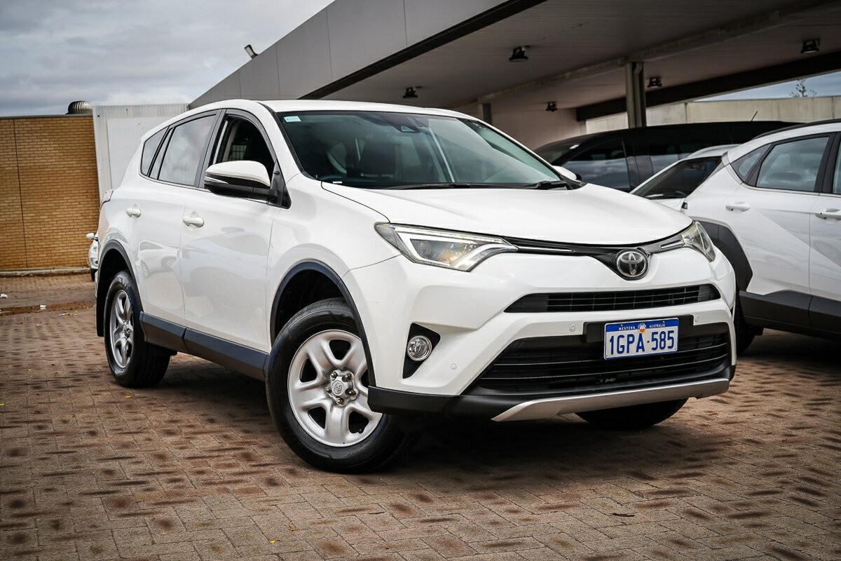 Toyota Rav4 image 1