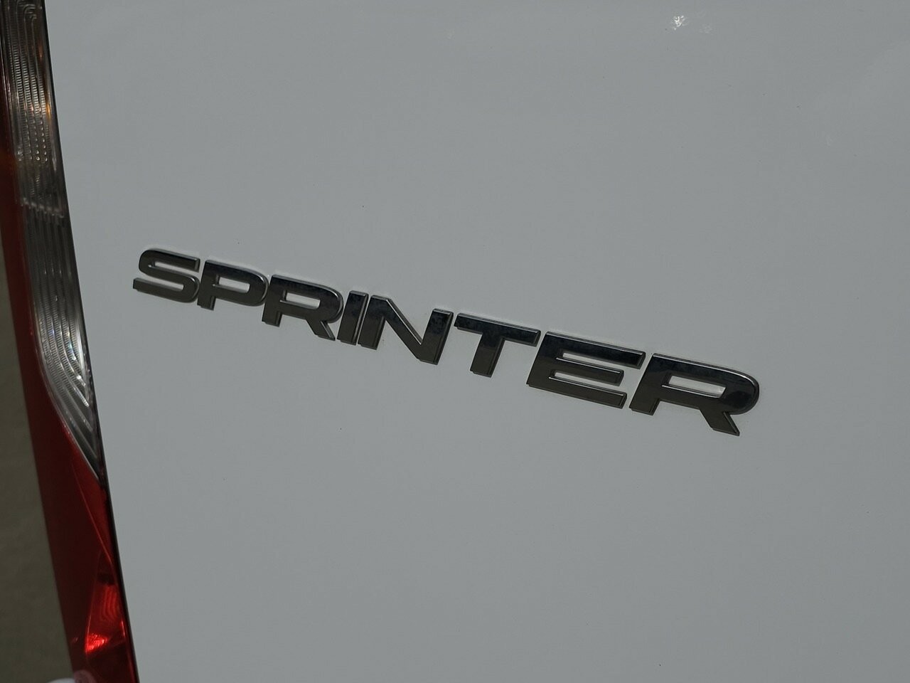 Mercedes Benz Sprinter image 3