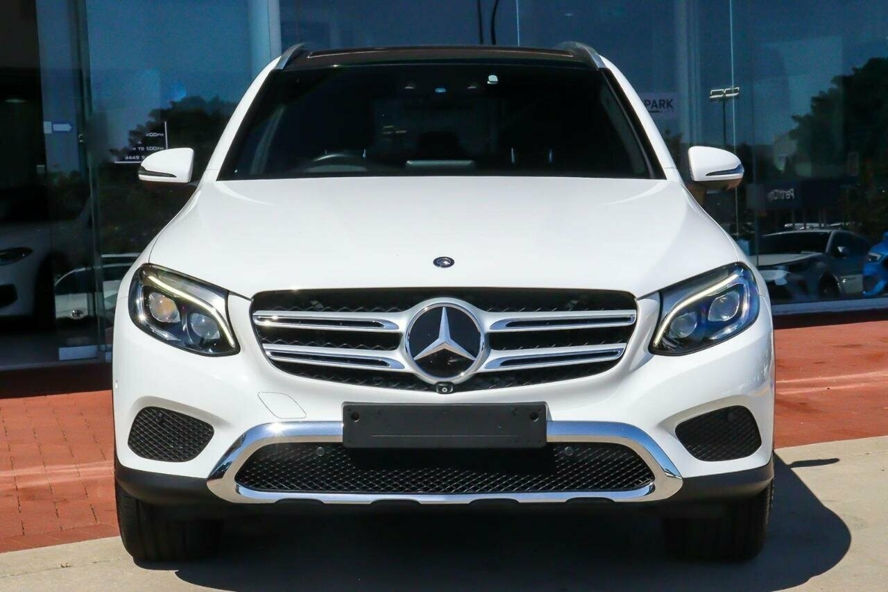 Mercedes Benz Glc-class image 4