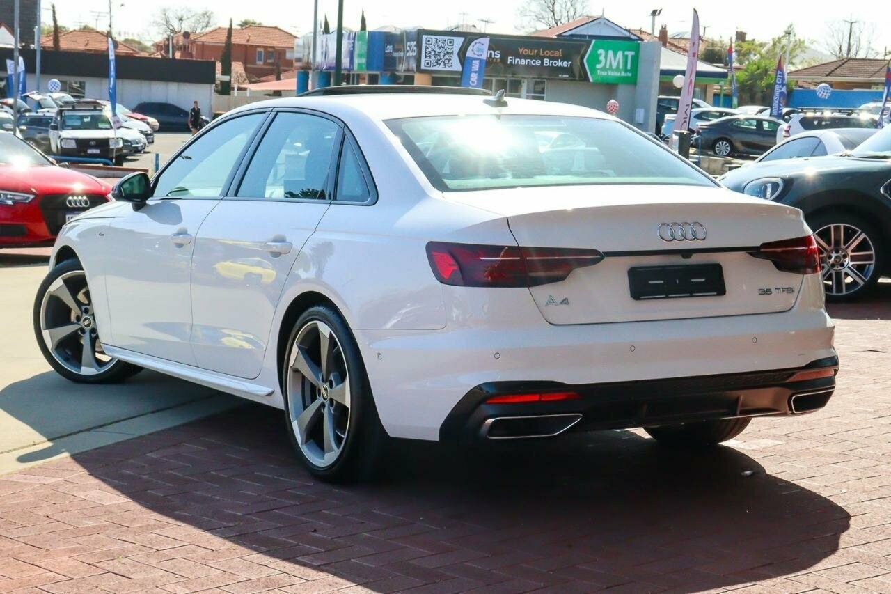 Audi A4 image 2