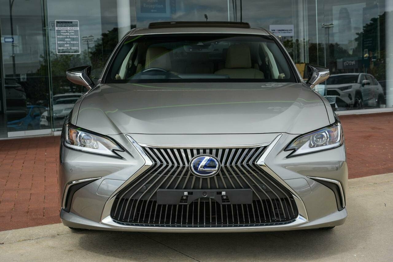 Lexus Es image 3