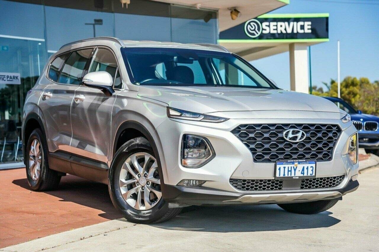 Hyundai Santa Fe image 1