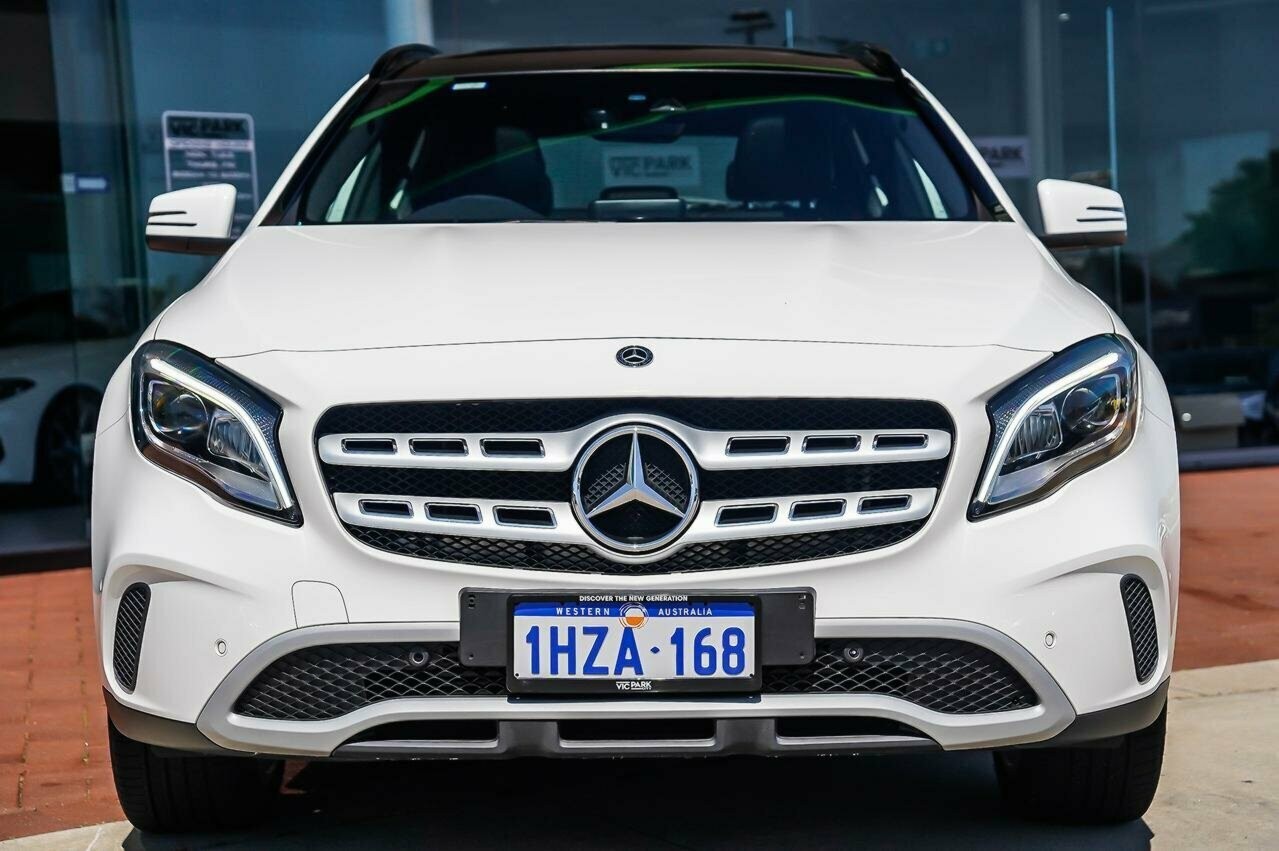 Mercedes Benz Gla-class image 4