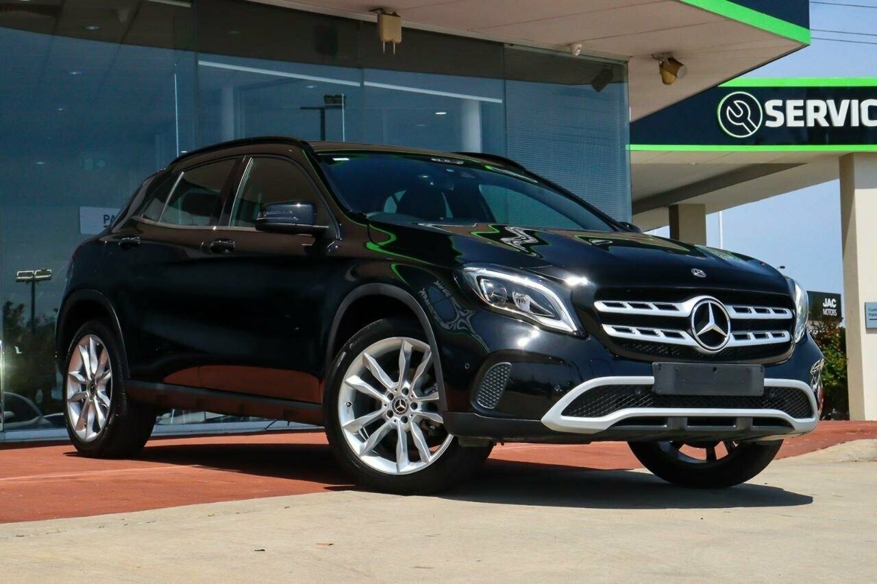 Mercedes Benz Gla-class image 1