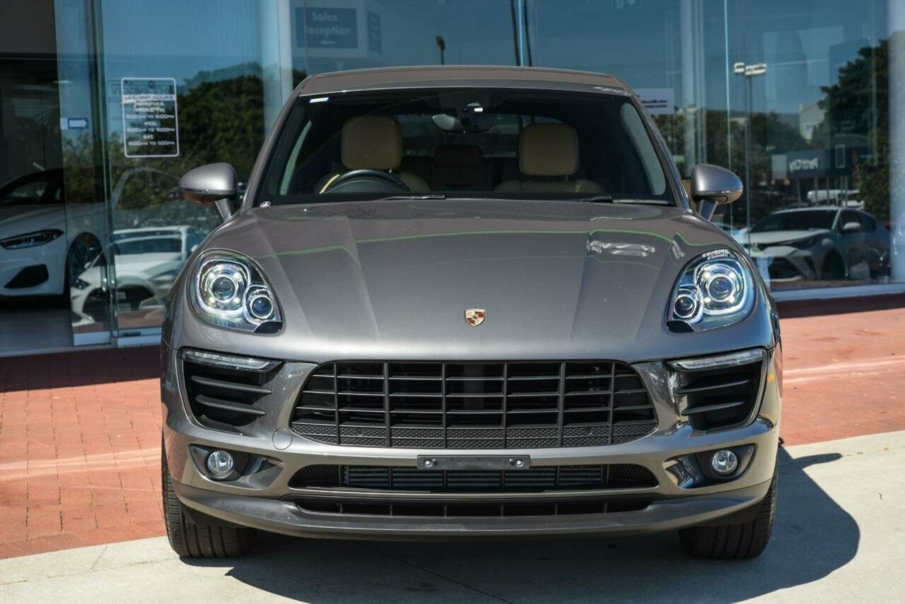 Porsche Macan image 3