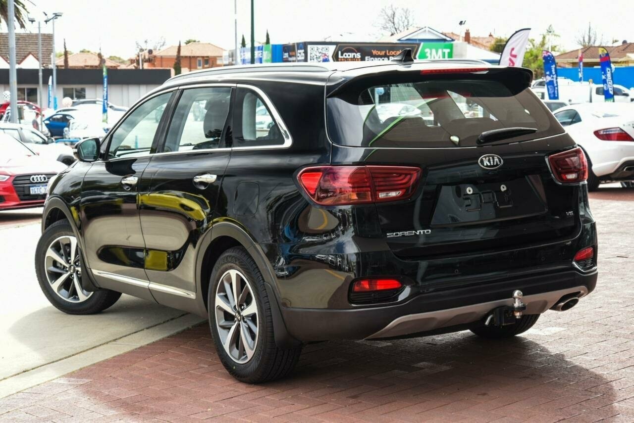 Kia Sorento image 2