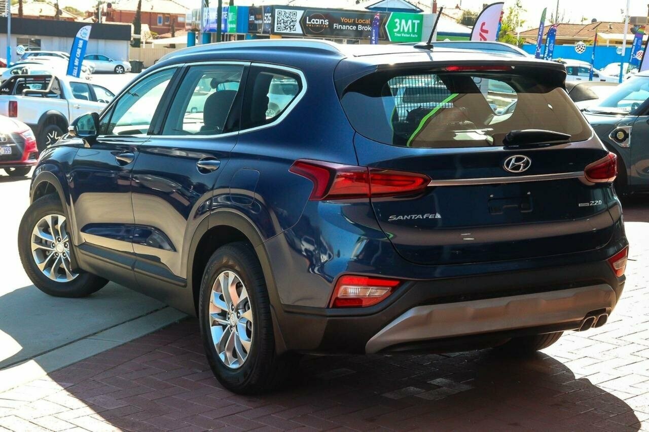 Hyundai Santa Fe image 2