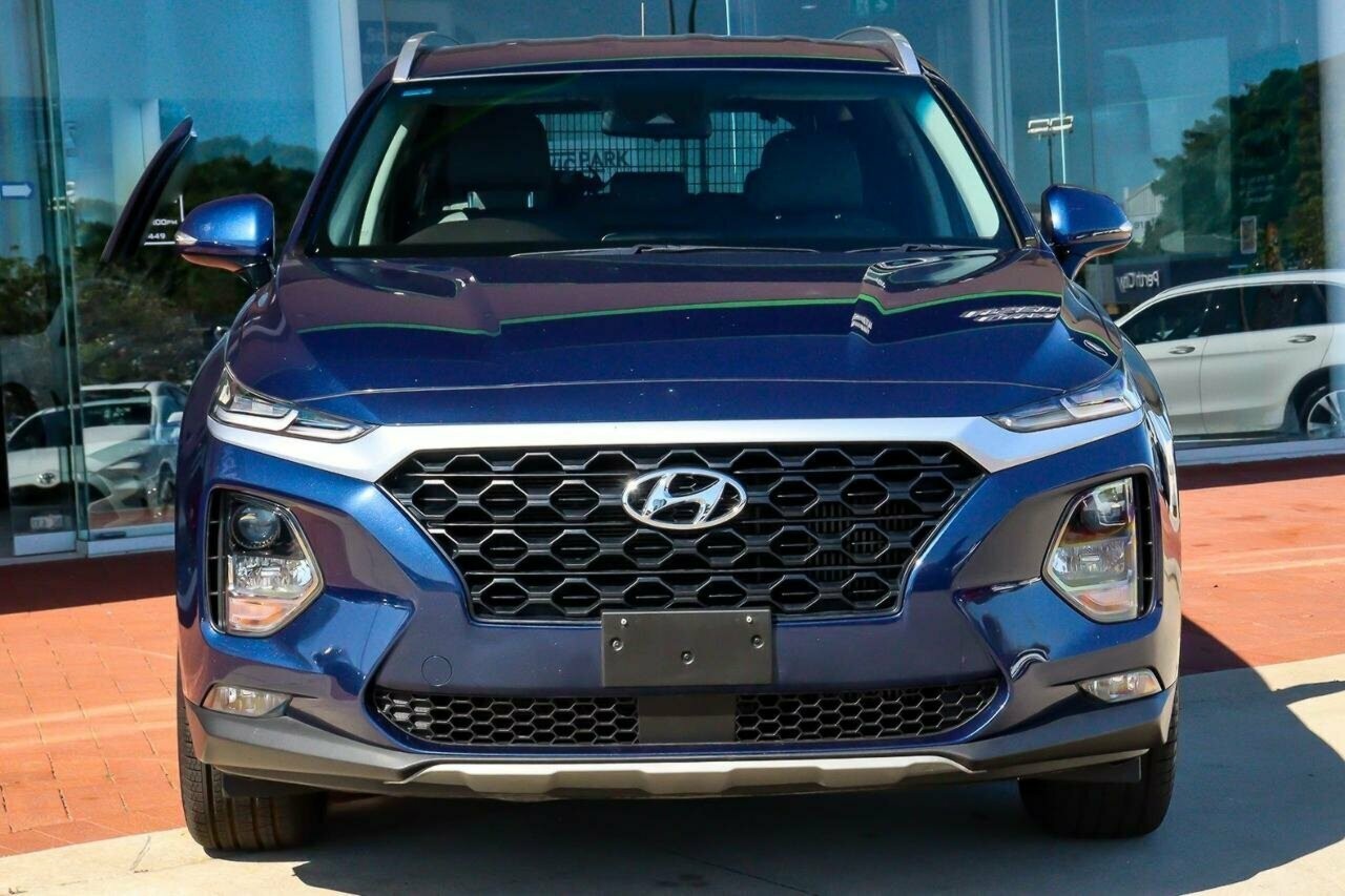 Hyundai Santa Fe image 4