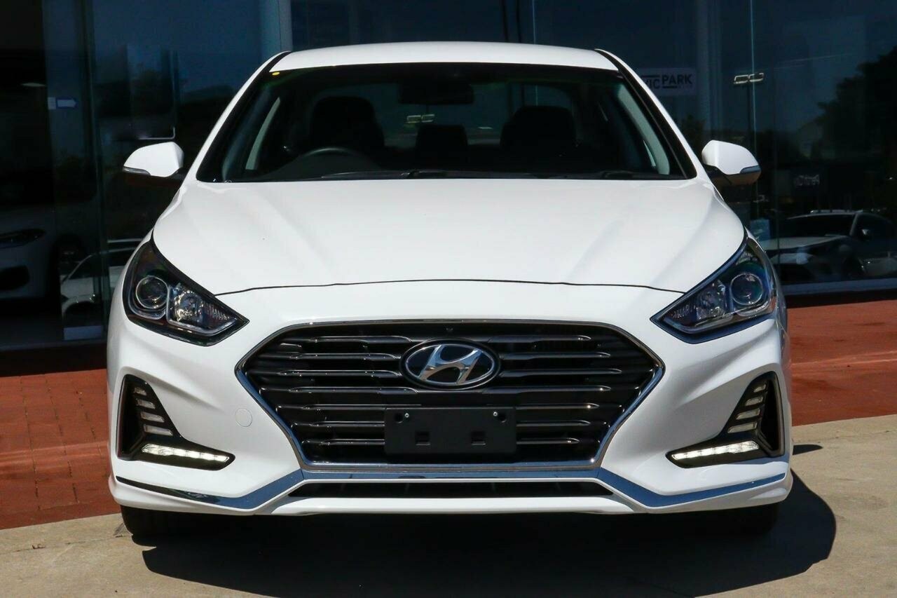 Hyundai Sonata image 4