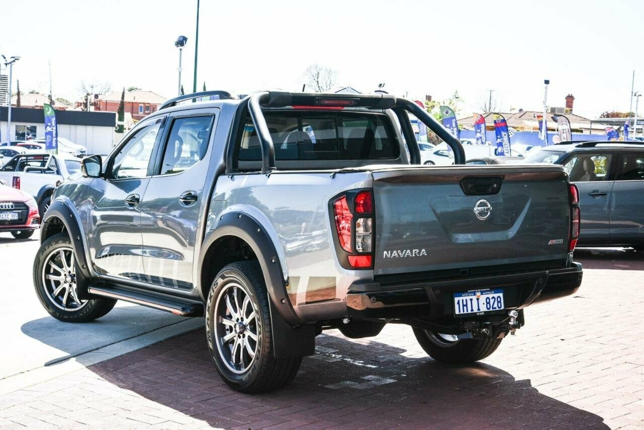 Nissan Navara image 2