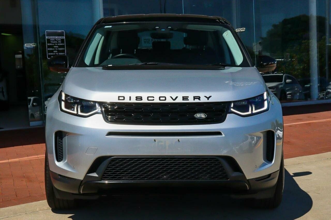 Land Rover Discovery Sport image 4