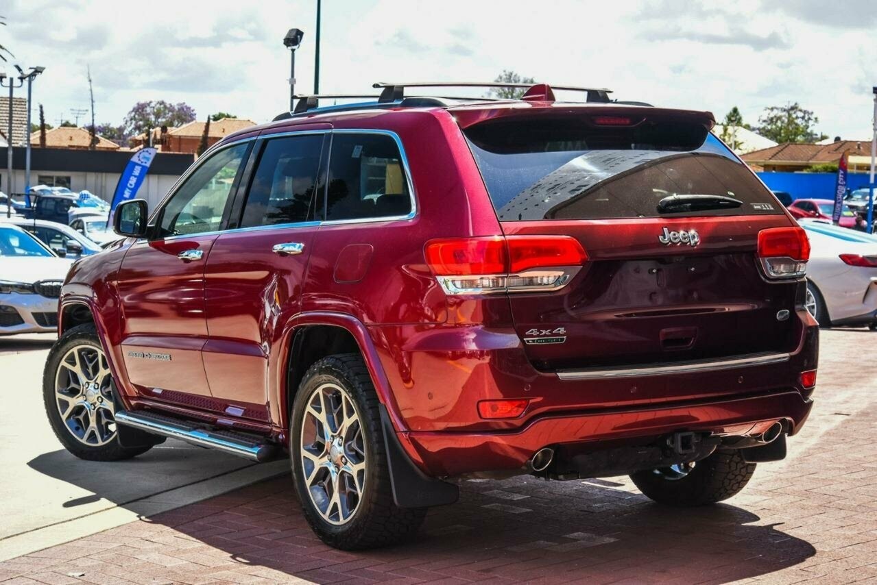 Jeep Grand Cherokee image 2