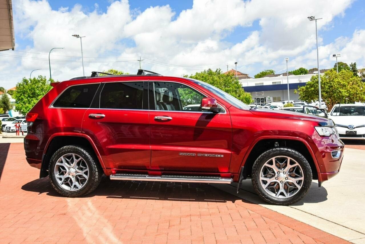 Jeep Grand Cherokee image 4