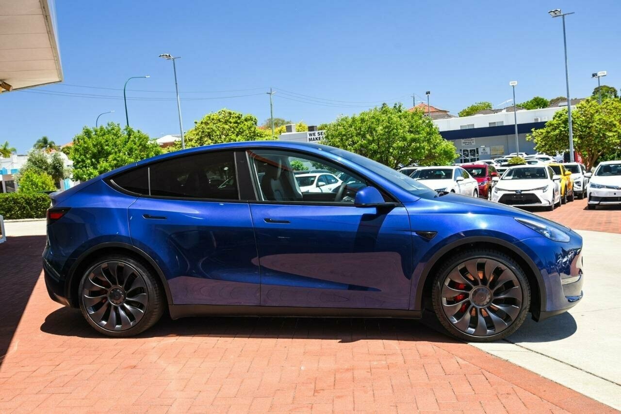 Tesla Model Y image 4